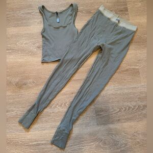 Size S Skims 2-piece set